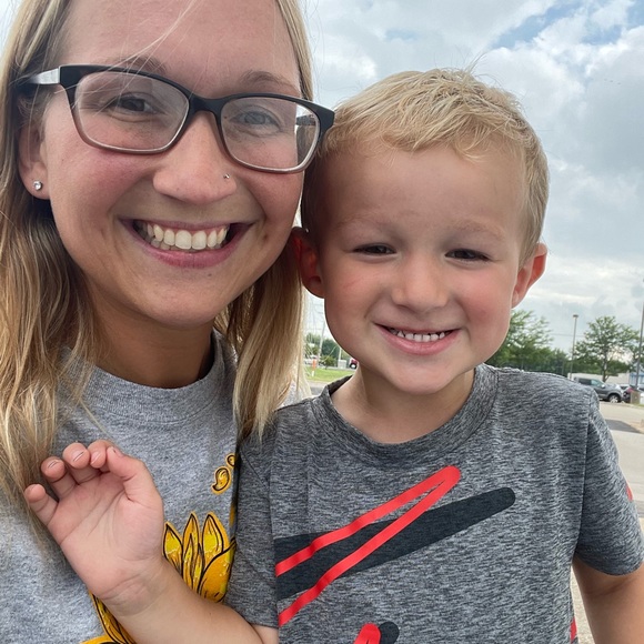 Meet your Posher, Stephanie - Picture 10 of 11